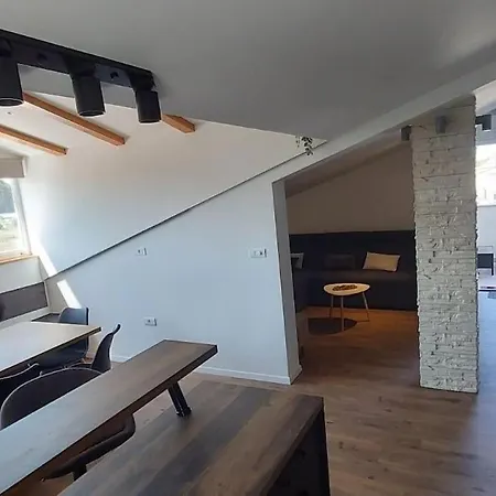 Tima Apartman *